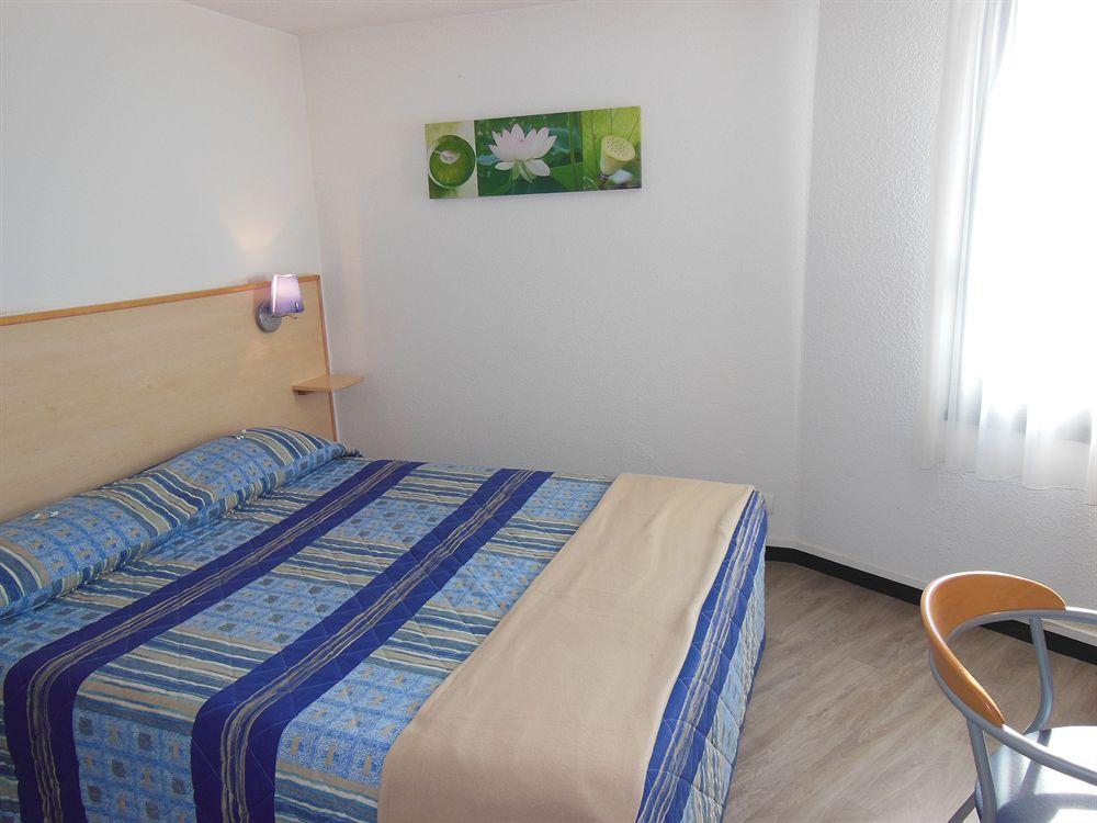 Ibis Budget La Rochelle Puilboreau Esterno foto