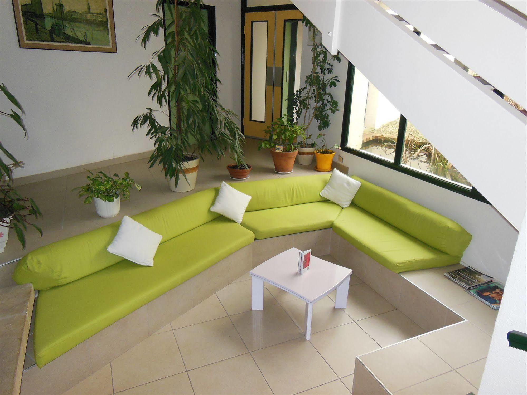 Ibis Budget La Rochelle Puilboreau Esterno foto