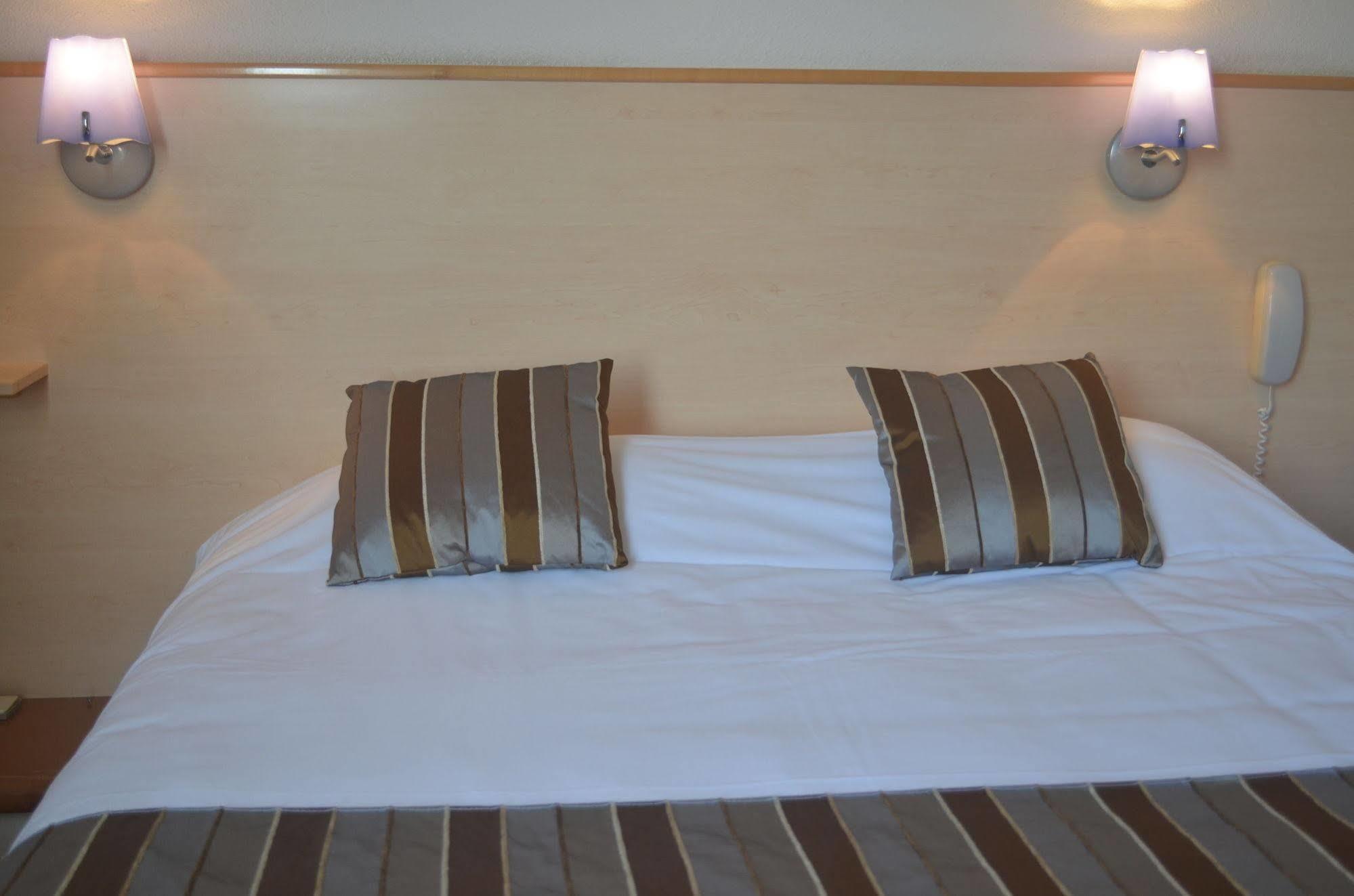 Ibis Budget La Rochelle Puilboreau Esterno foto