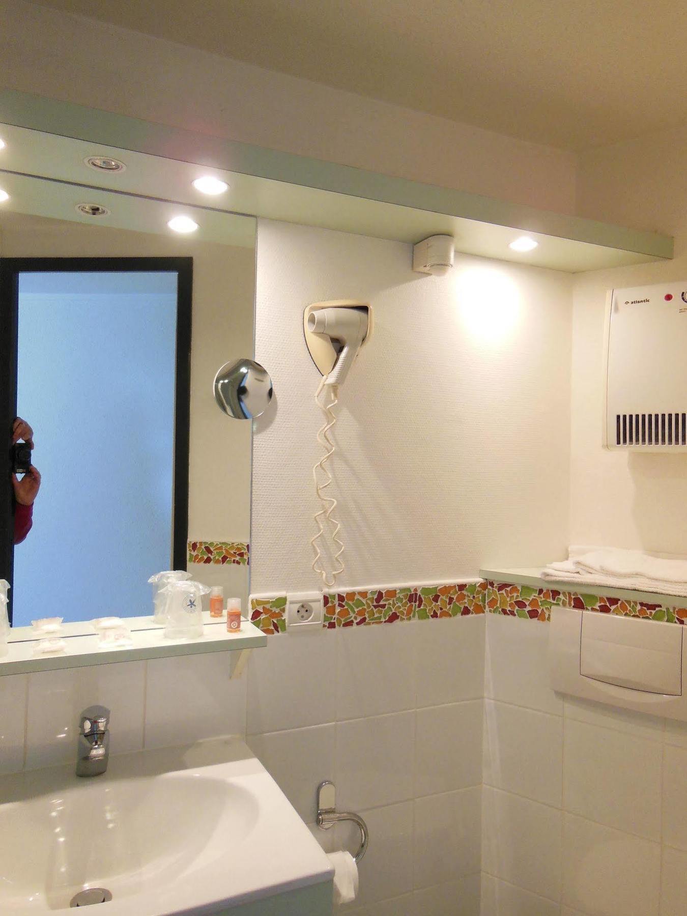Ibis Budget La Rochelle Puilboreau Esterno foto